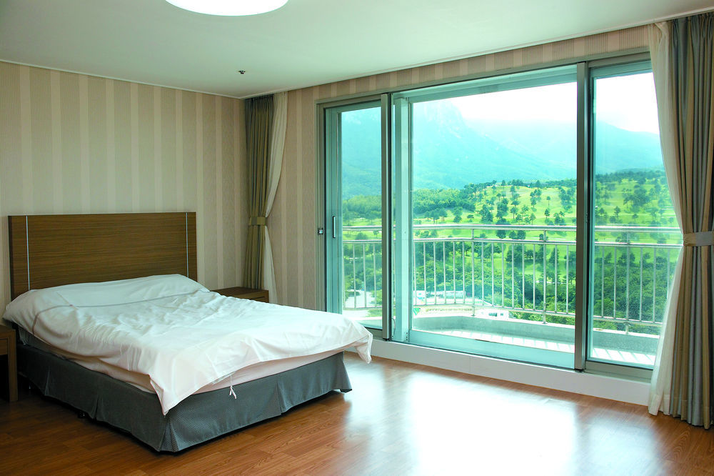 I Park Condominium Sokcho Exterior photo